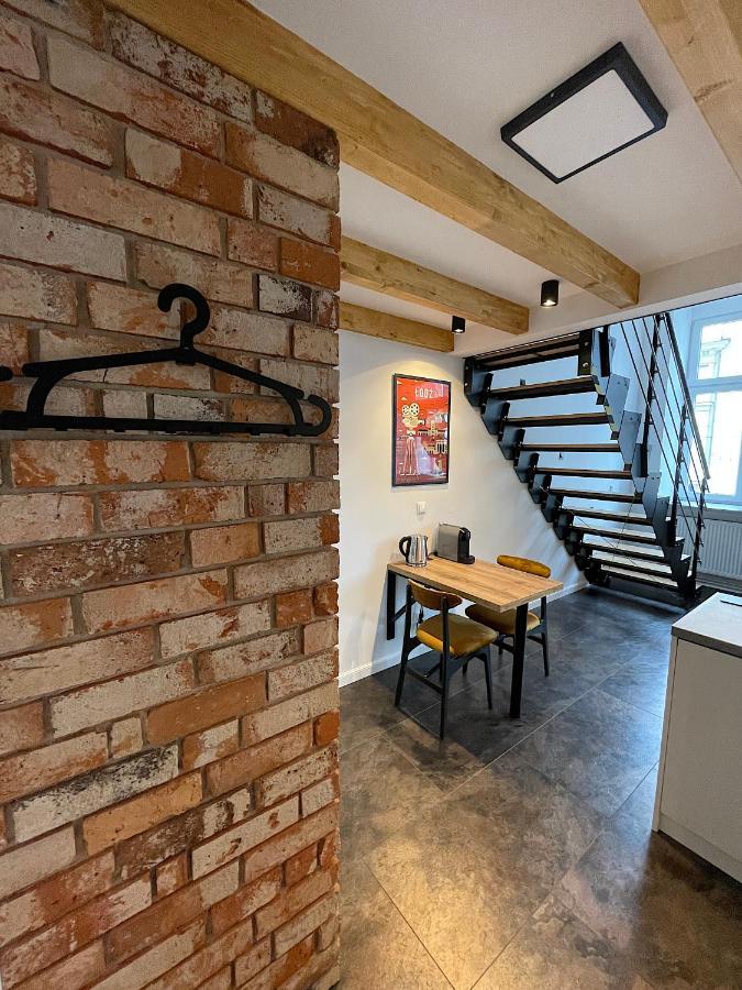 Off Side Story Apartment 우치 외부 사진
