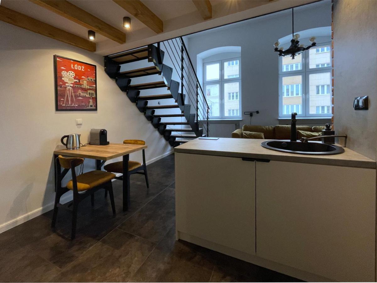 Off Side Story Apartment 우치 외부 사진