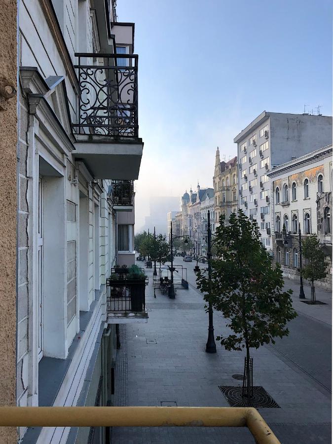 Off Side Story Apartment 우치 외부 사진
